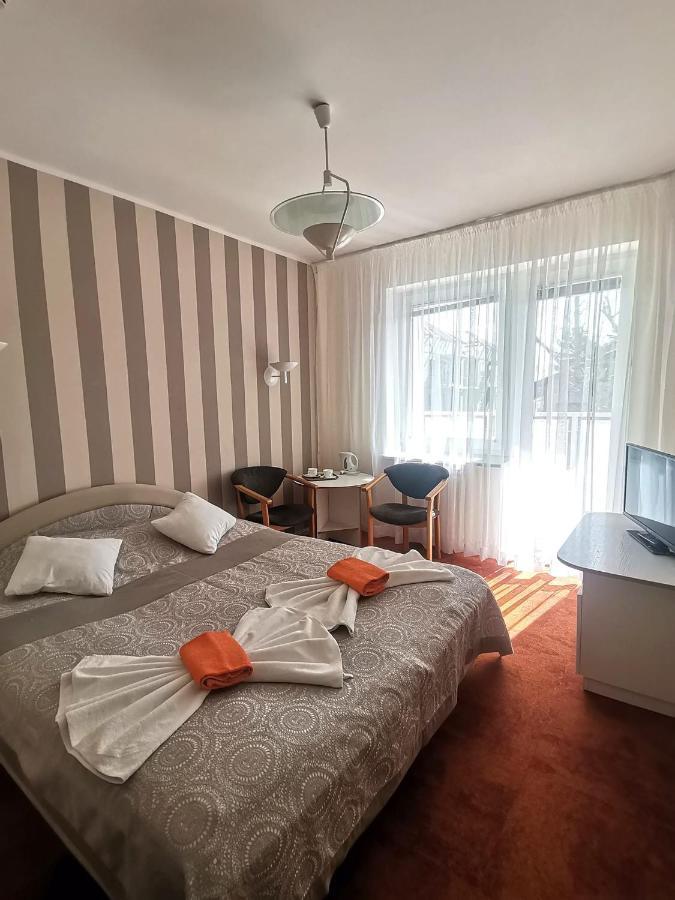 Damroka Bed & Breakfast Leba Bagian luar foto