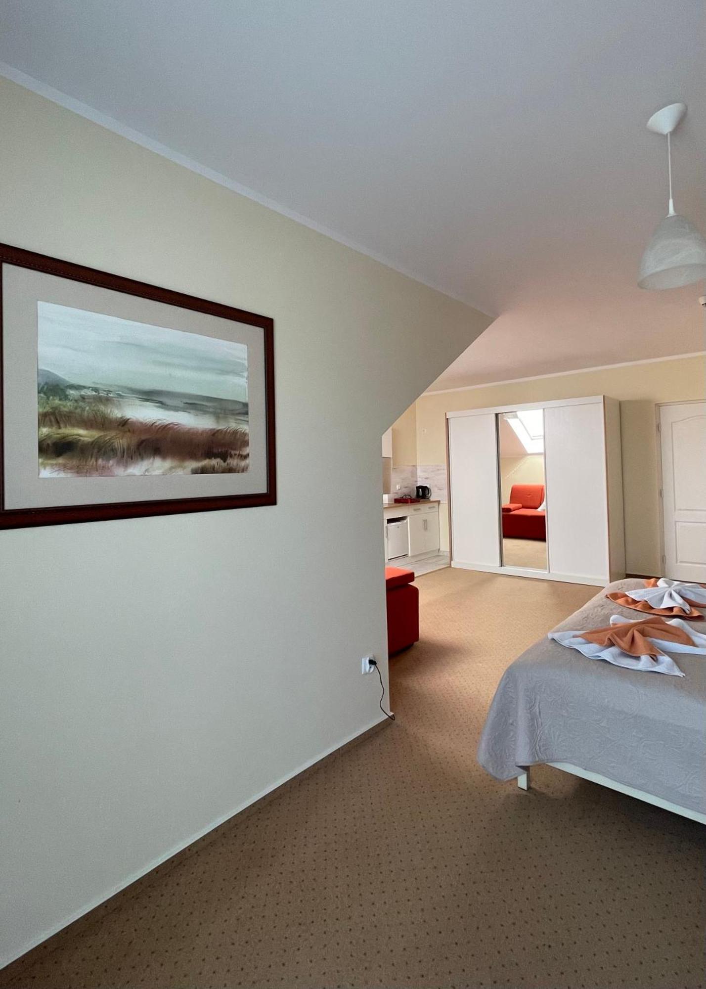 Damroka Bed & Breakfast Leba Bagian luar foto