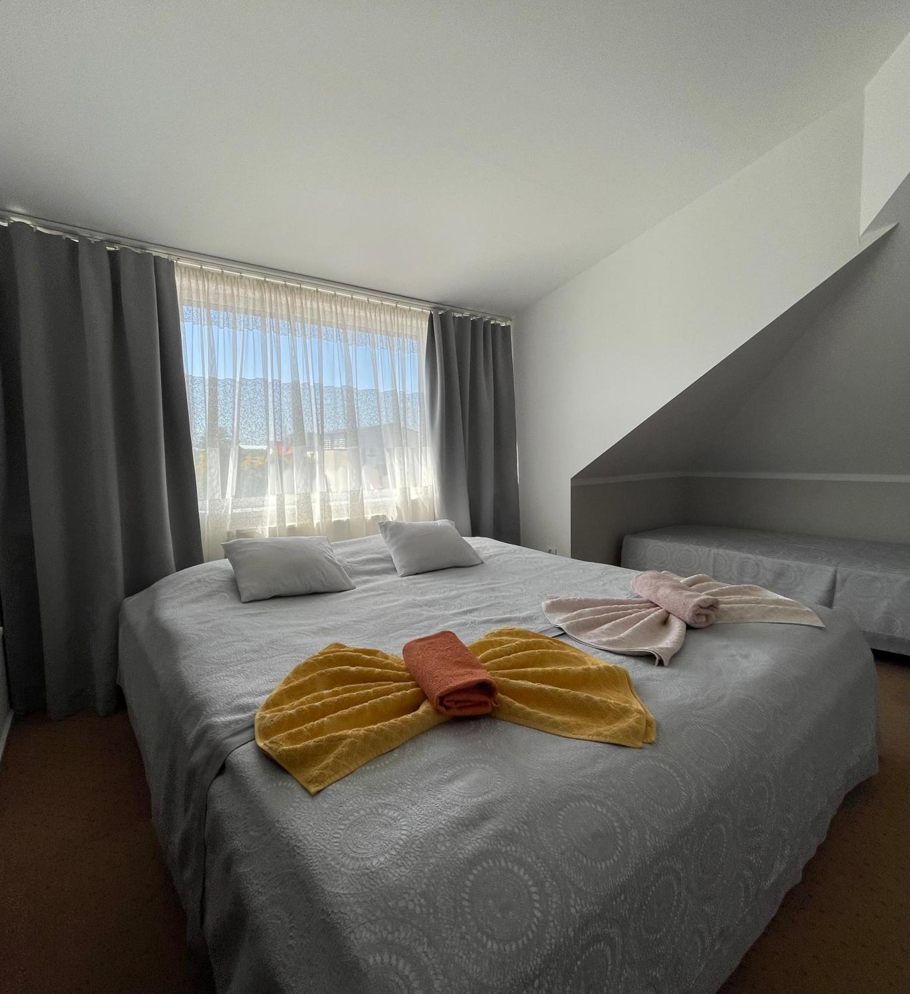 Damroka Bed & Breakfast Leba Bagian luar foto