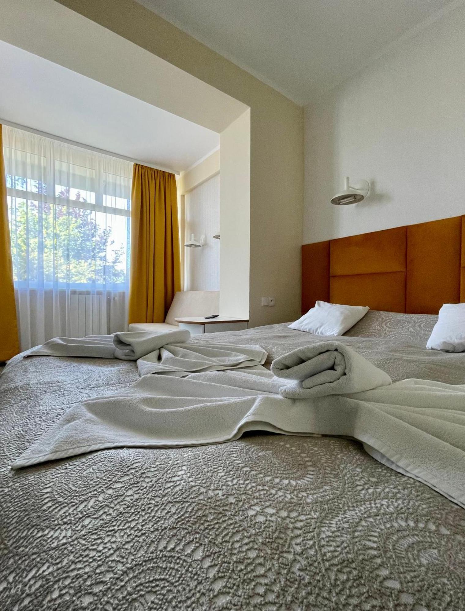 Damroka Bed & Breakfast Leba Bagian luar foto